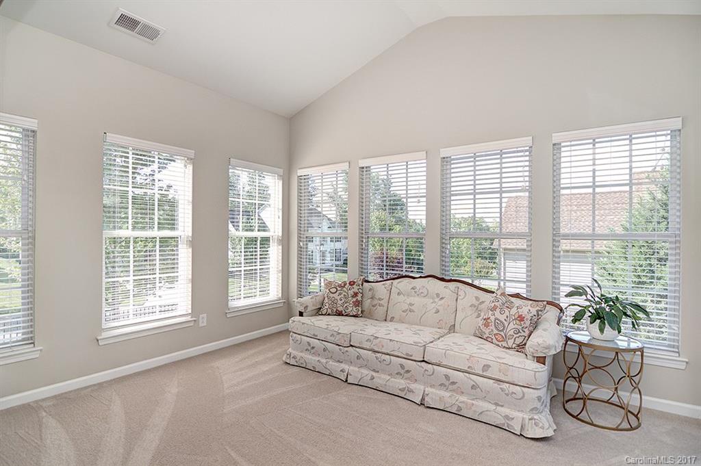 Glen Laurel - Residential