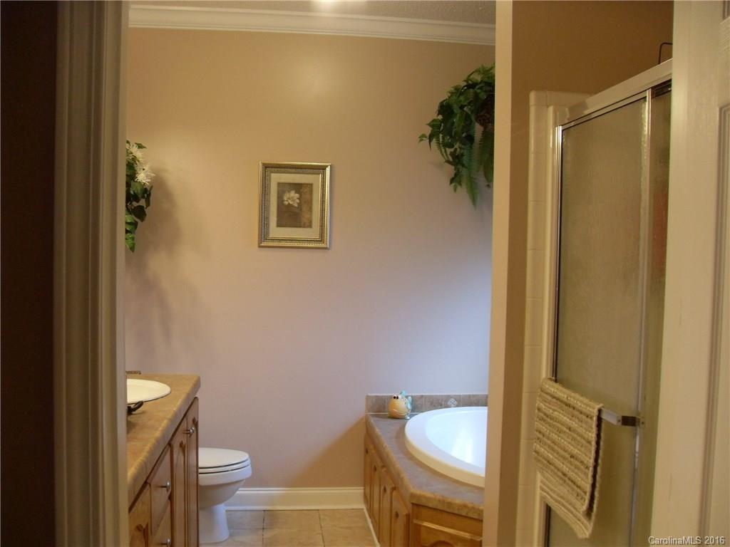 Sherwood on the Lake - Residential