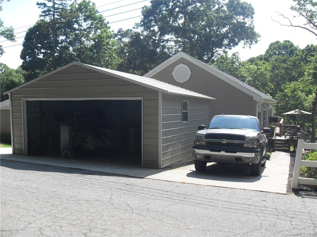 Sherwood on the Lake - Residential