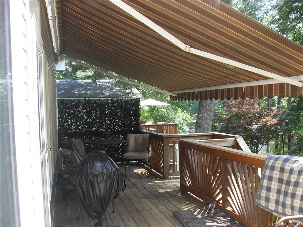 Sherwood on the Lake - Residential