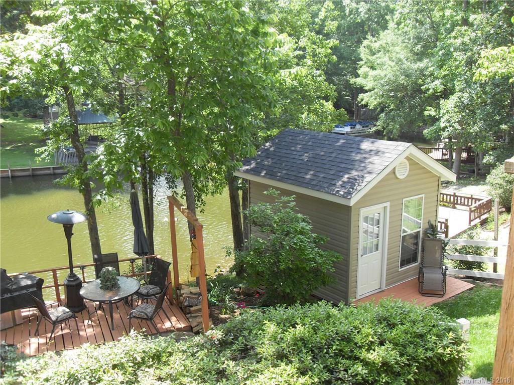 Sherwood on the Lake - Residential