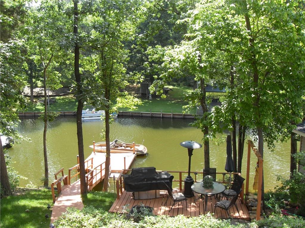 Sherwood on the Lake - Residential