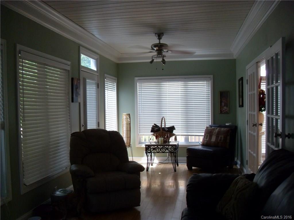 Sherwood on the Lake - Residential