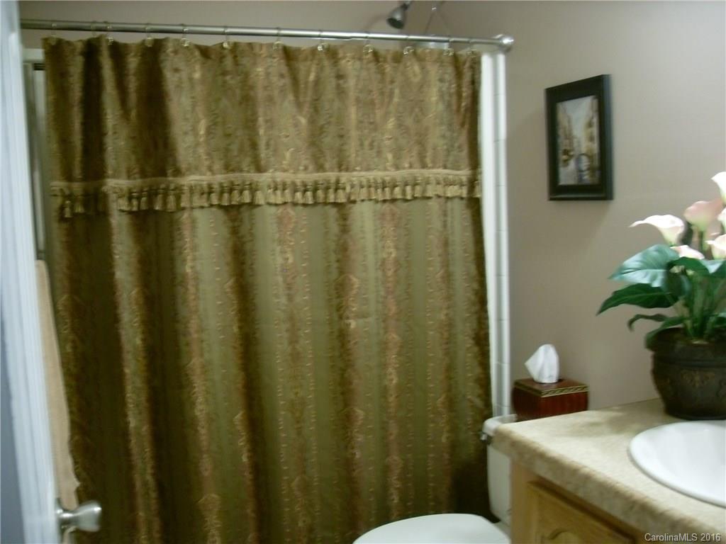 Sherwood on the Lake - Residential