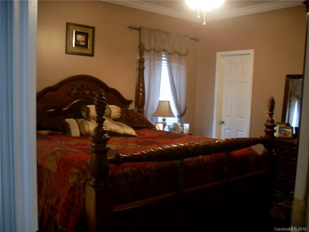 Sherwood on the Lake - Residential