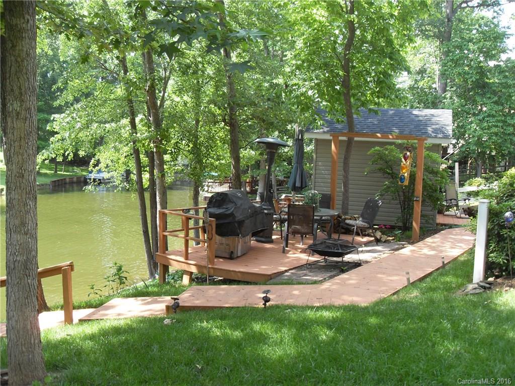 Sherwood on the Lake - Residential