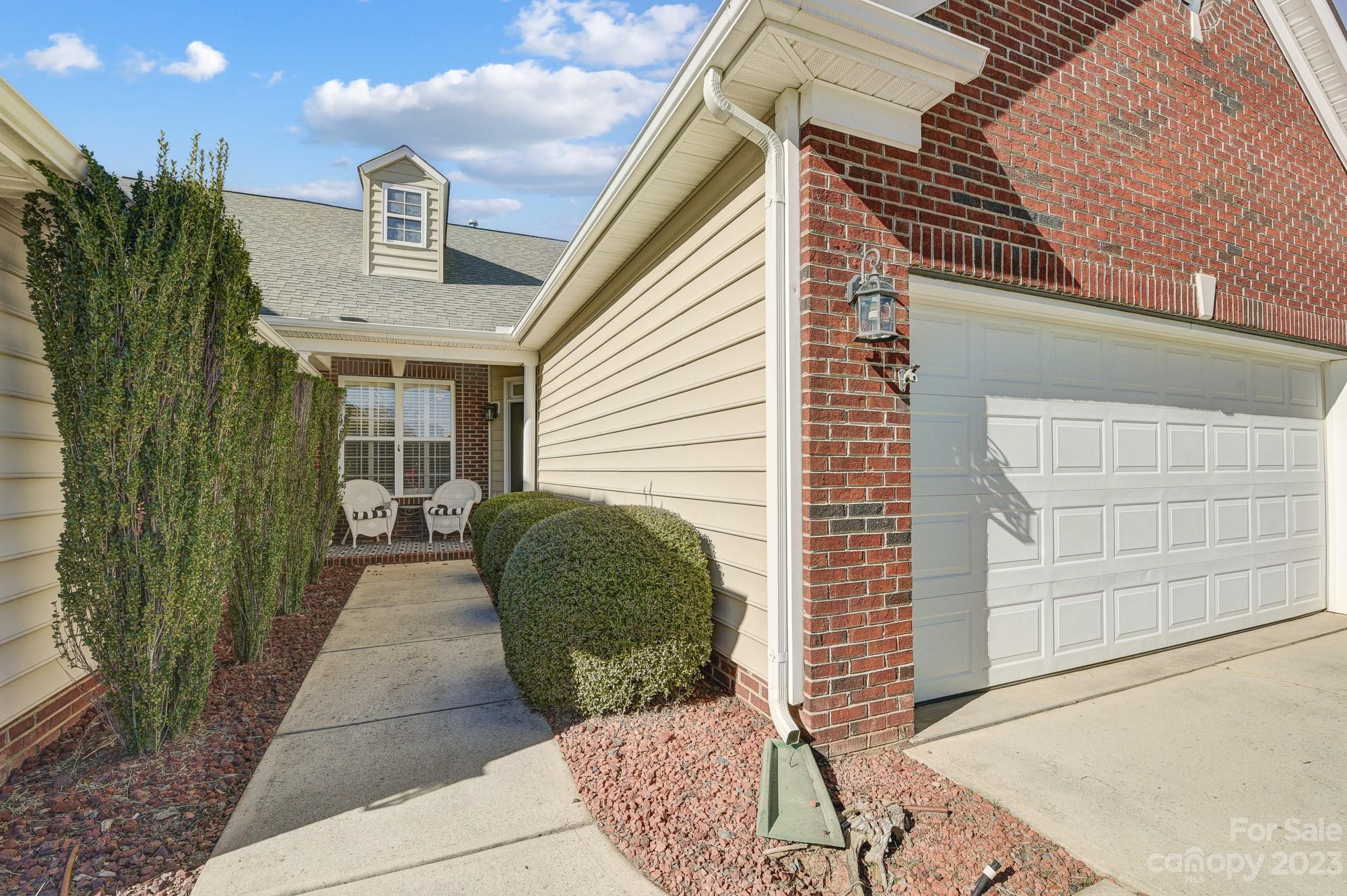 Four Seasons At Gold Hill - Residential