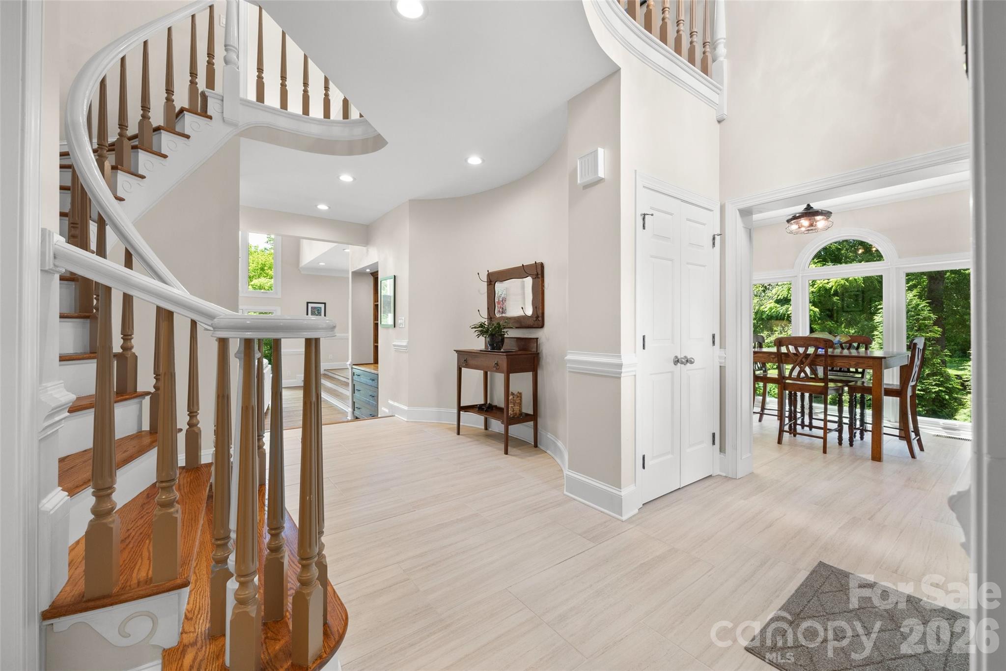 636 Landsdowne Court
