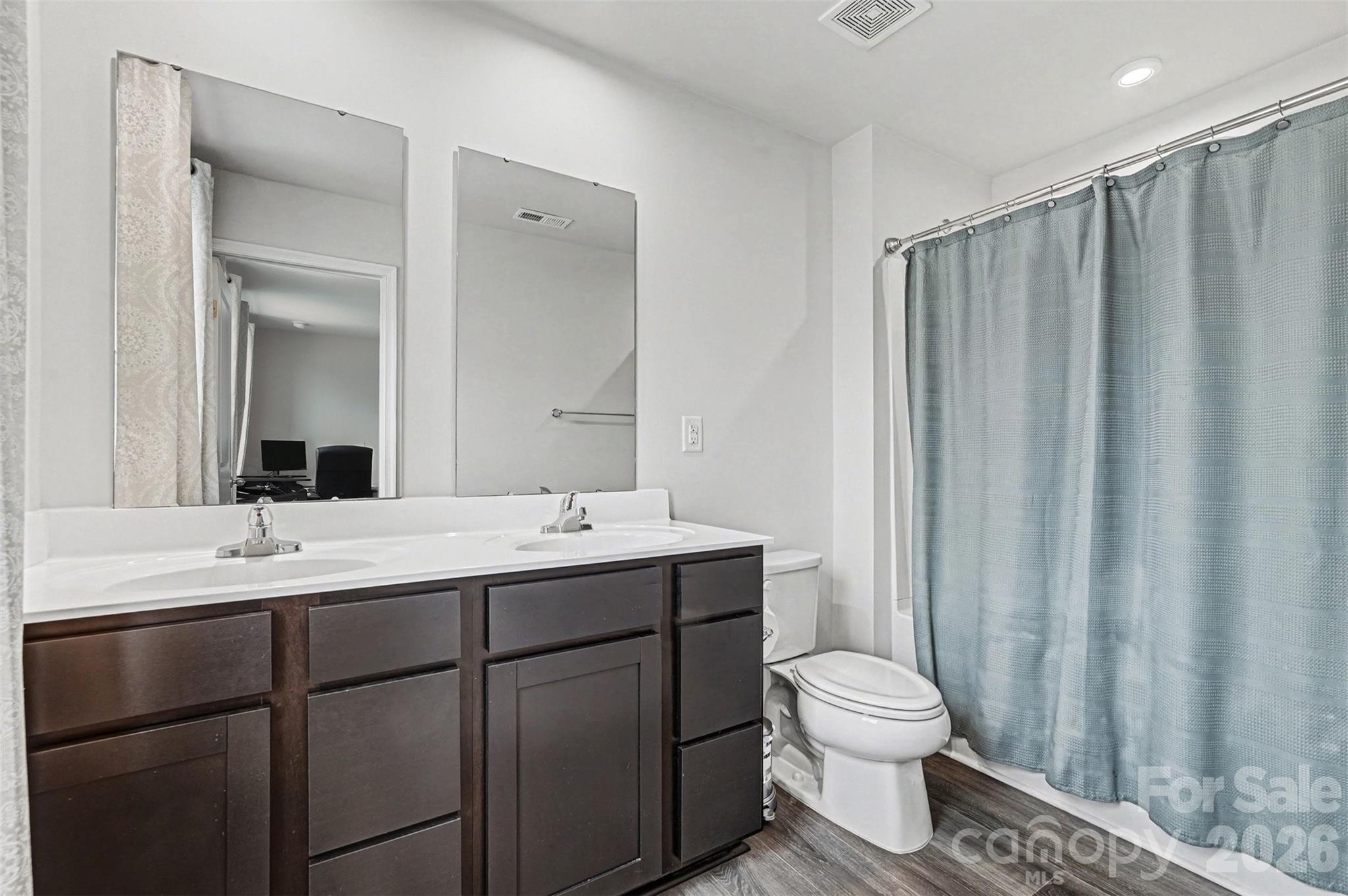 Creekside Grove - Residential