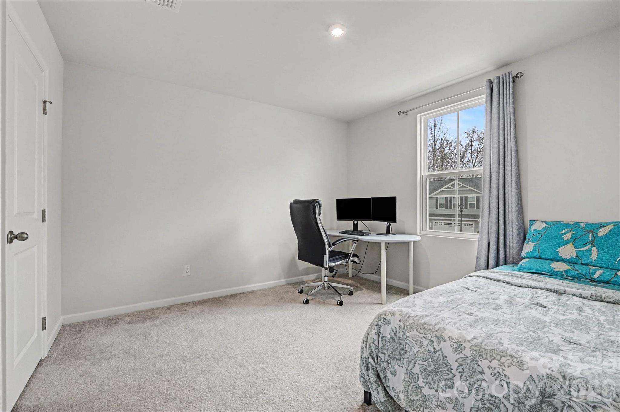 Creekside Grove - Residential