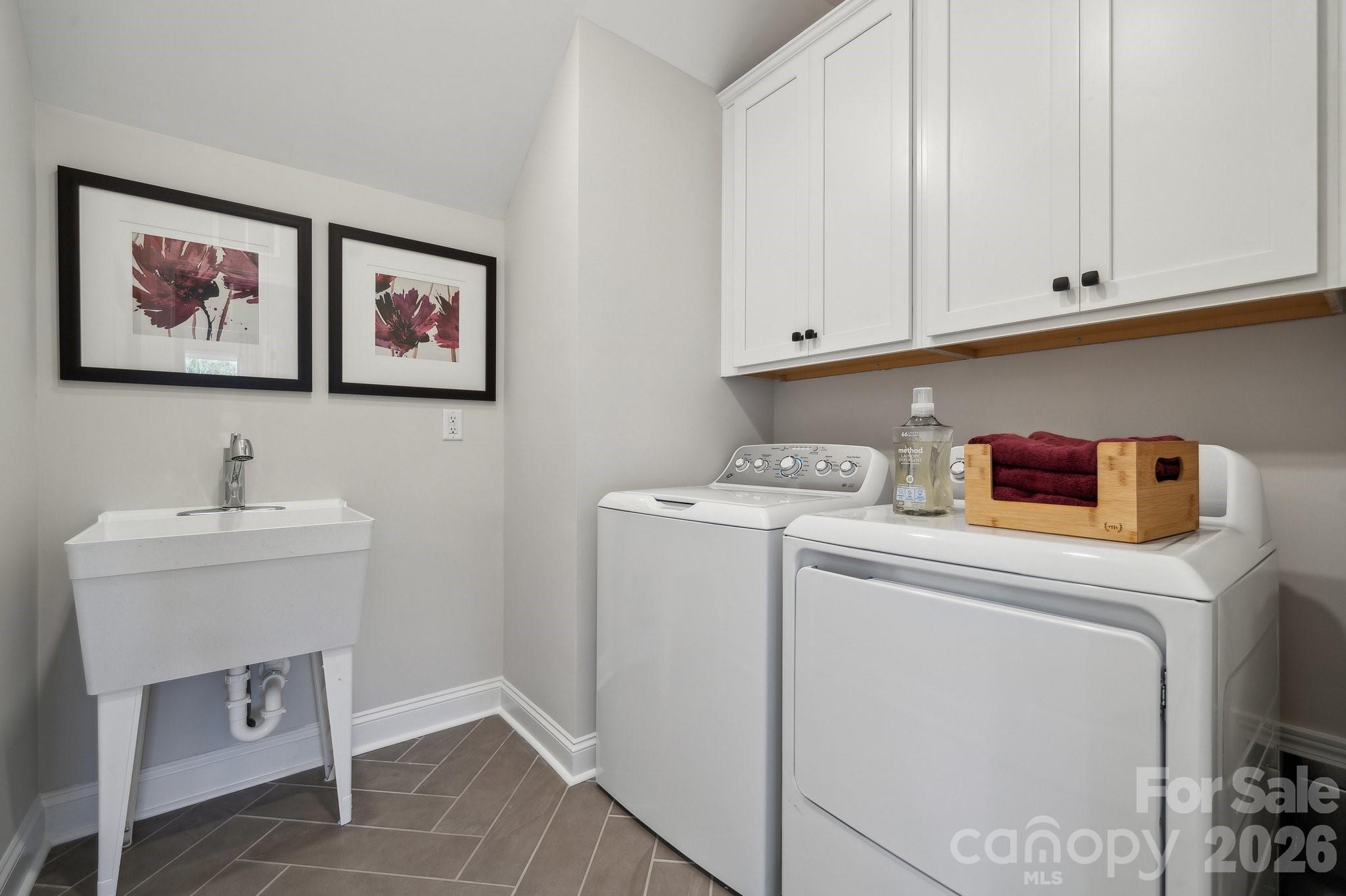 The Estates at Sugar Creek - Residential