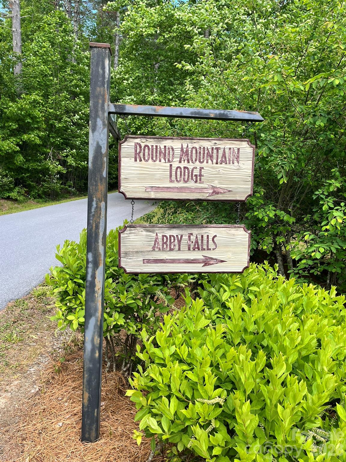 Round Mountain Falls - Land