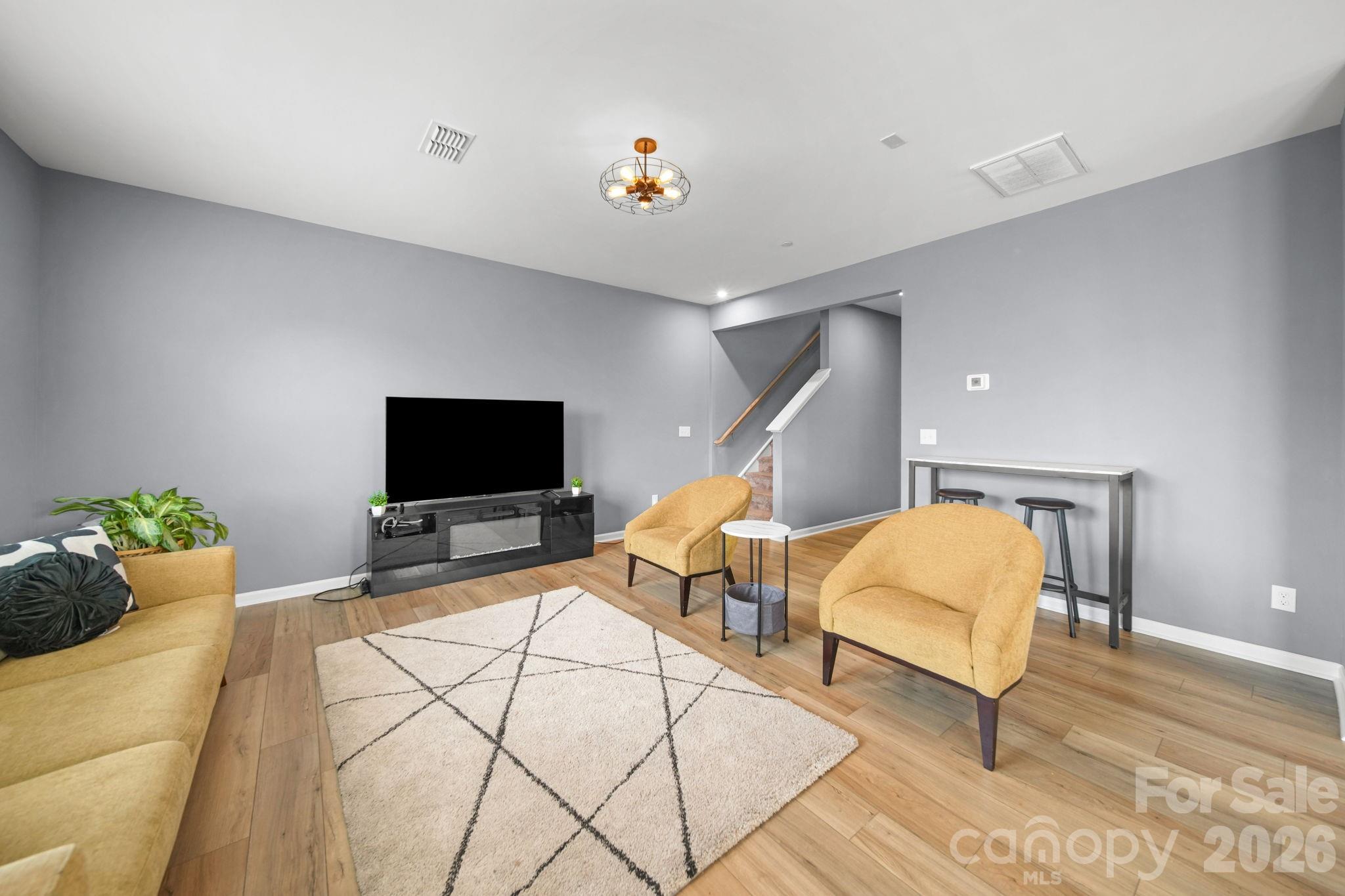 3082 Bell Spur Avenue SW