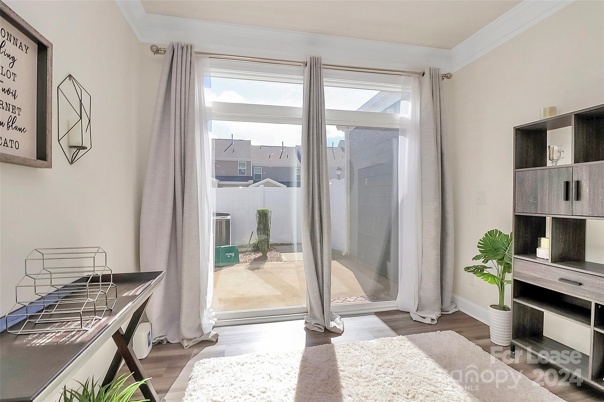 Davis Lake - Residential Lease