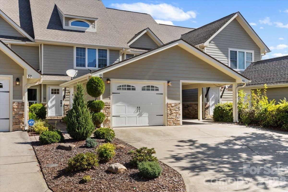 55 Rotunda Circle 1403