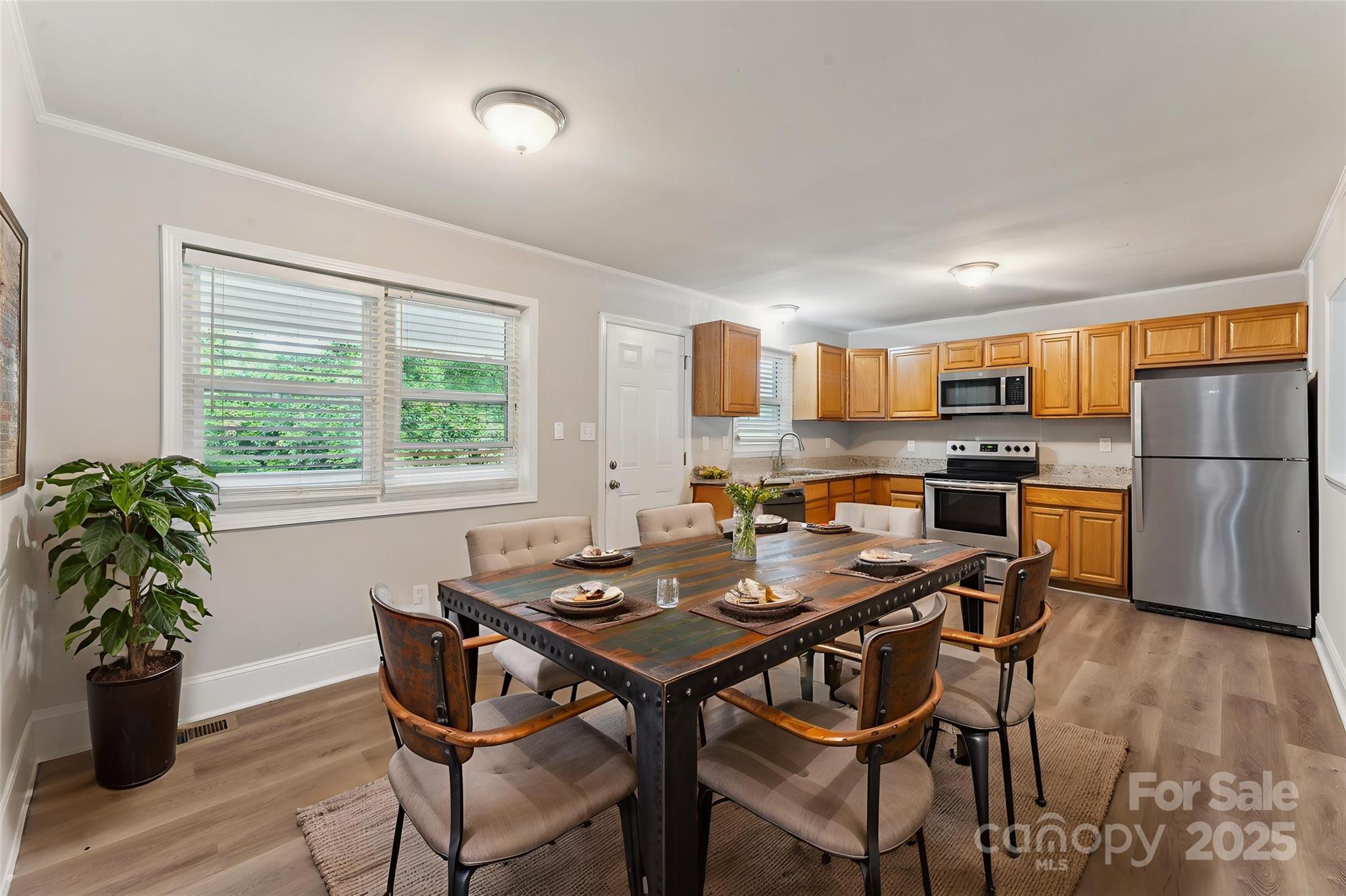 1631 Vancouver Drive