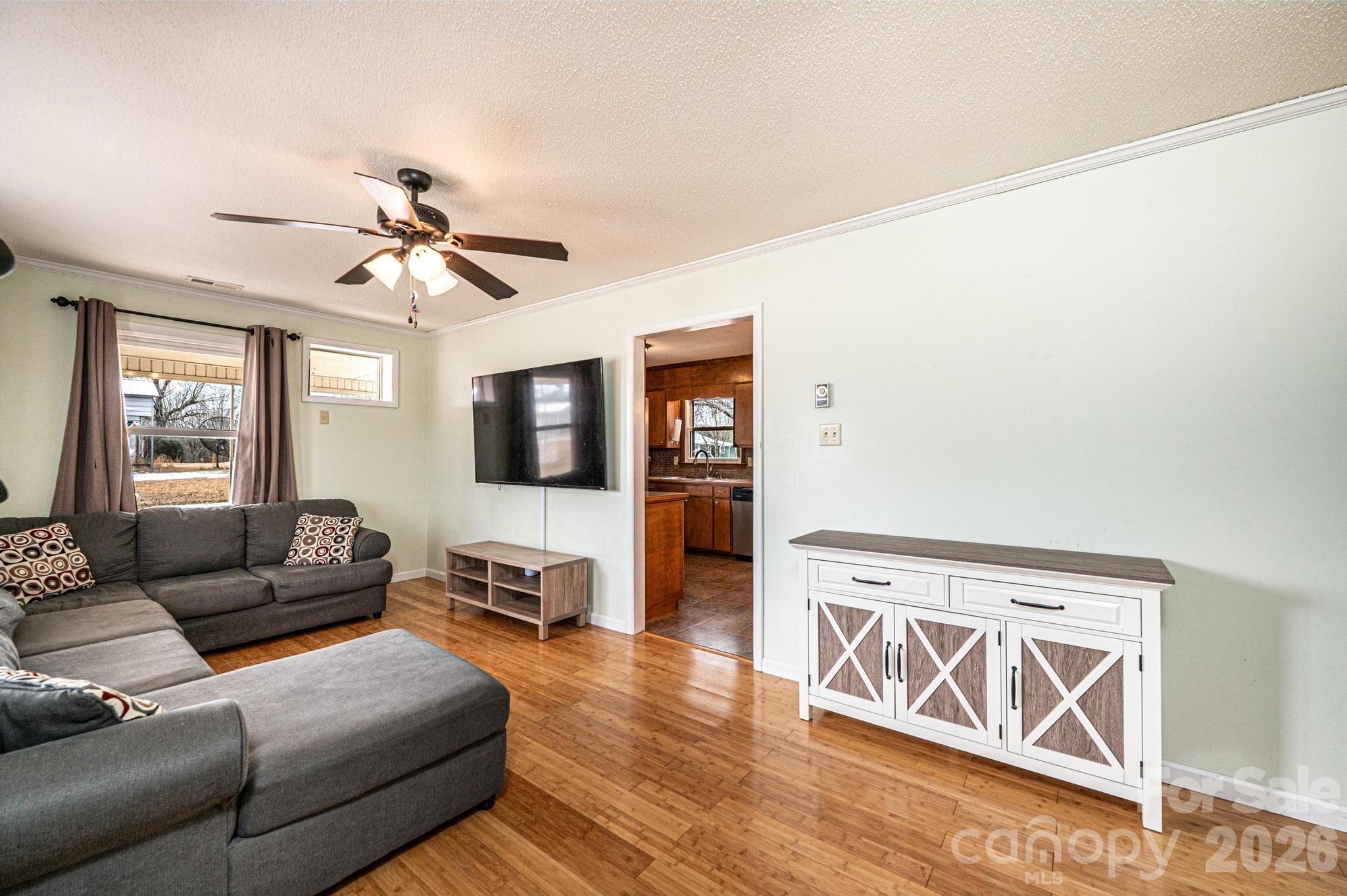 1109 34th Street Lane NE