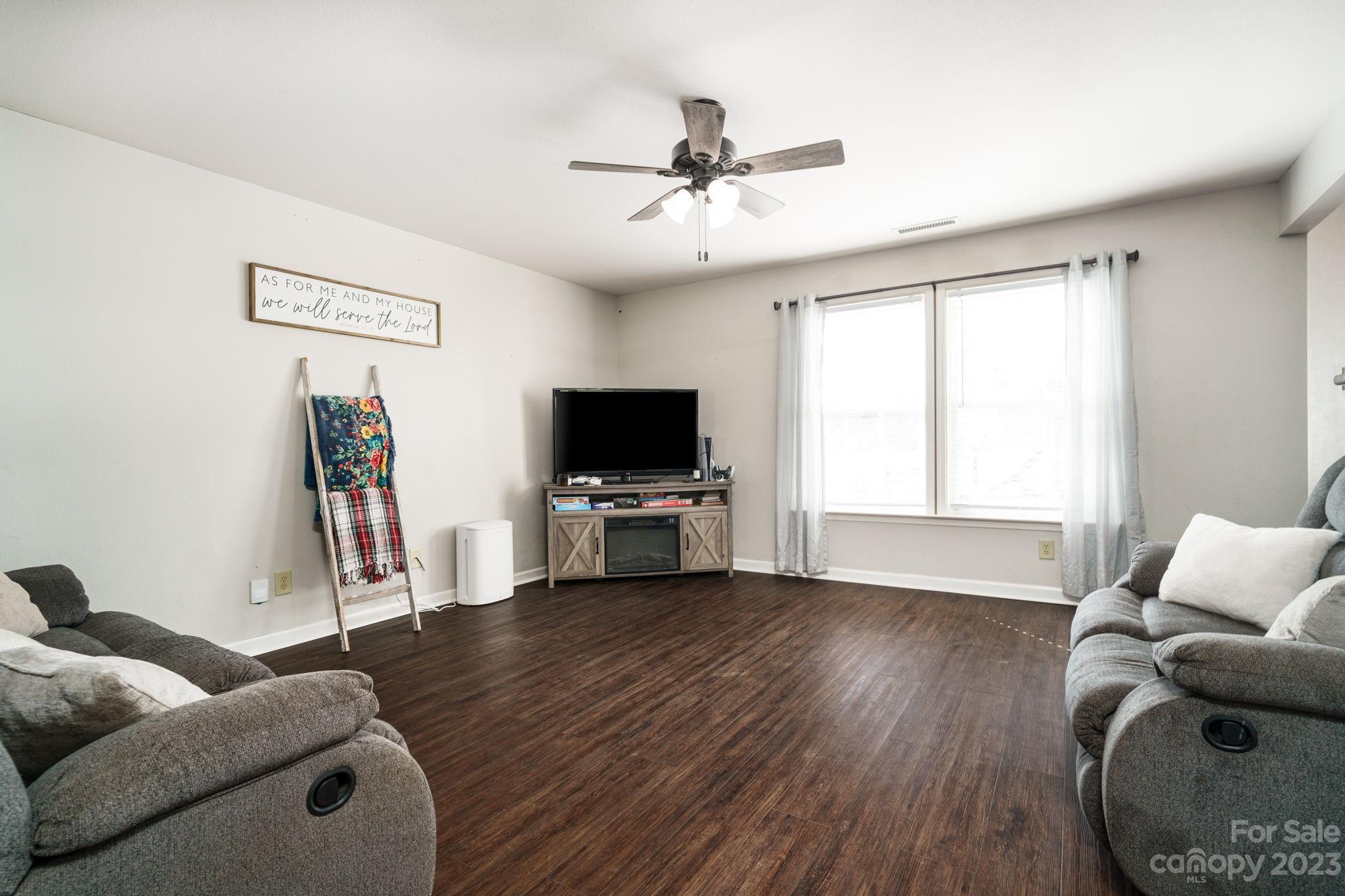 Clover Meadows - Residential