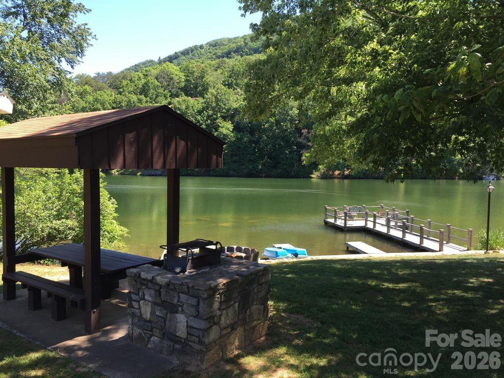 Rumbling Bald on Lake Lure - Residential
