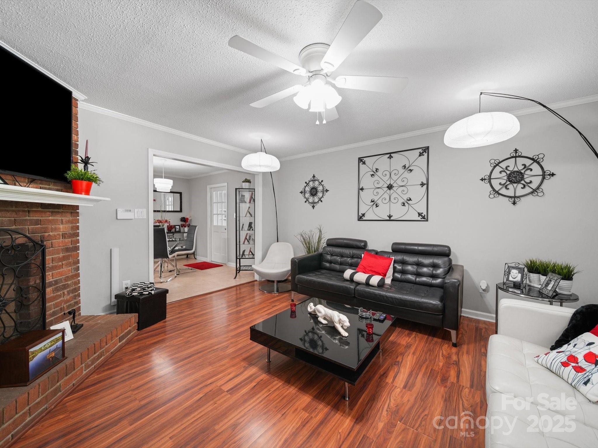 713 Hickory Hill Court