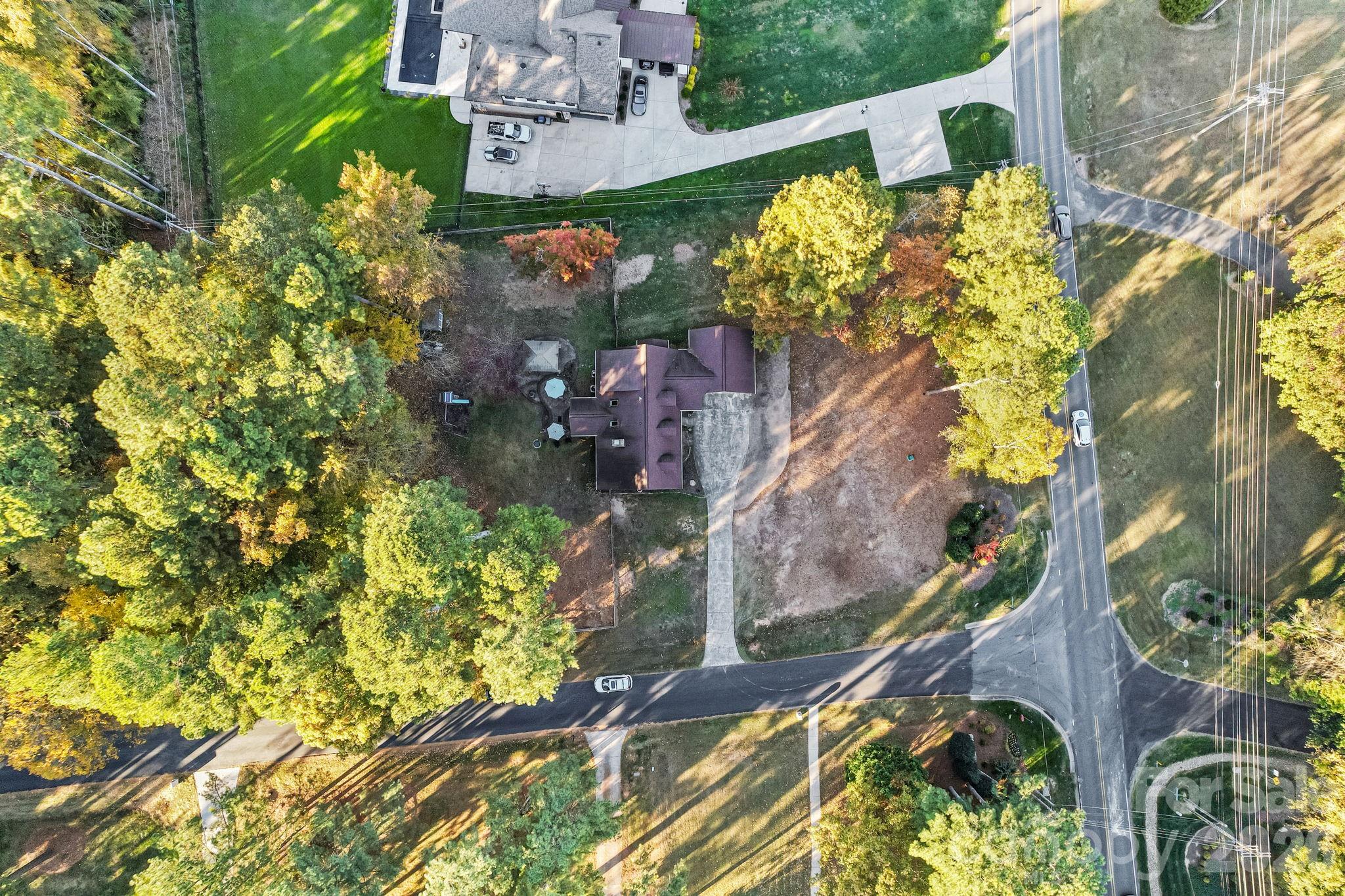 4724 Weddington Matthews Road