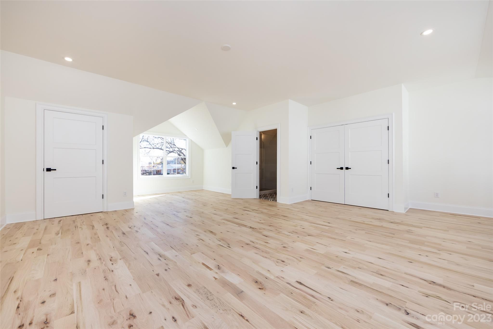 Ashbrook - Residential