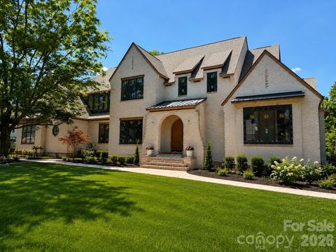 Photo of 2518 Danbury Street, Charlotte, NC 28211 (MLS # 4372437)
