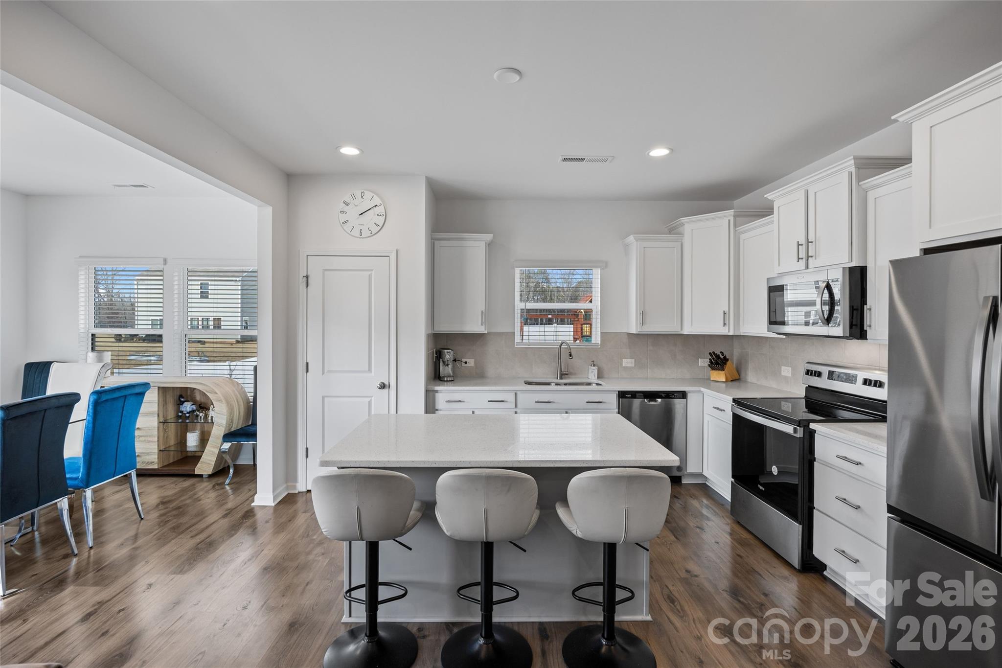 2502 Waverly Drive
