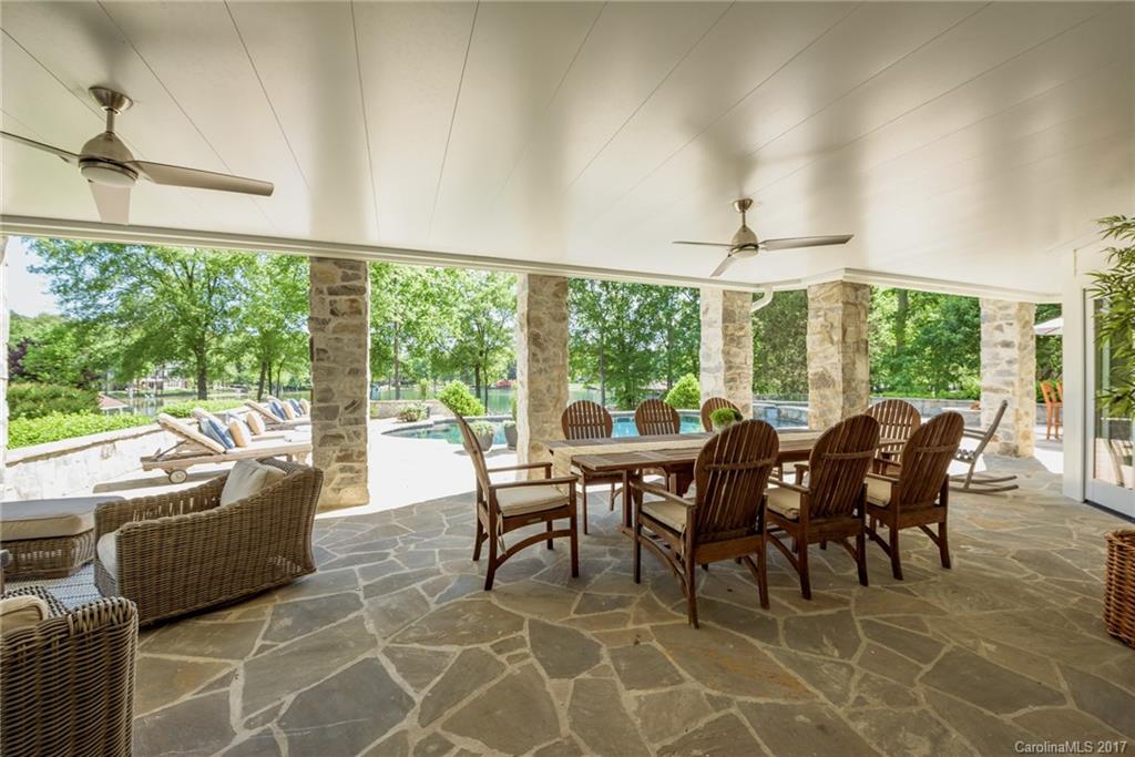 The Peninsula - Residential