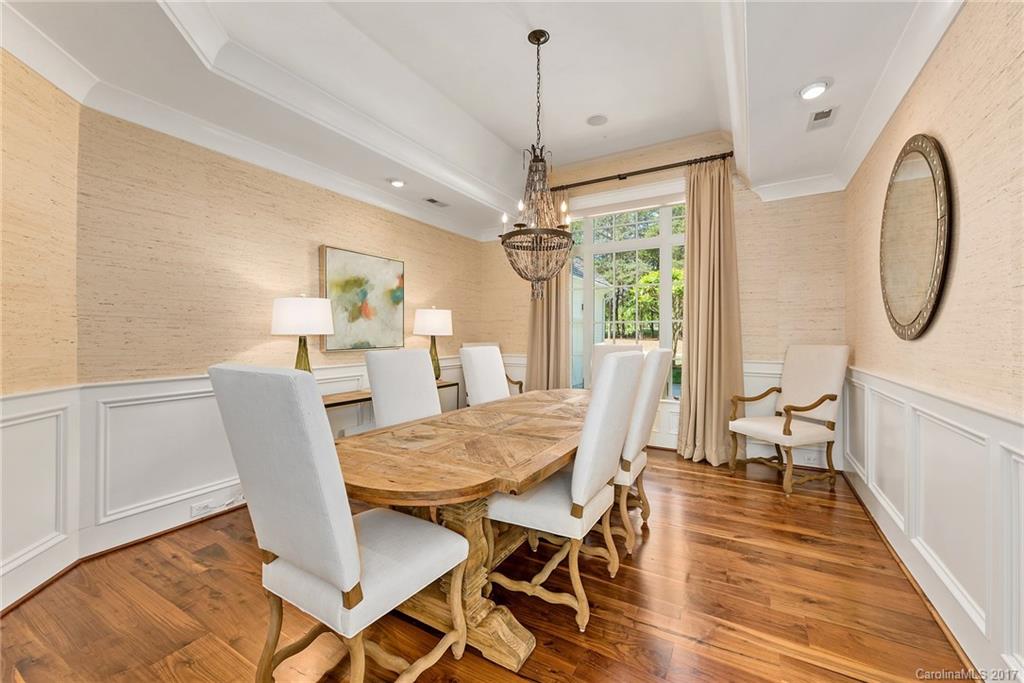 The Peninsula - Residential