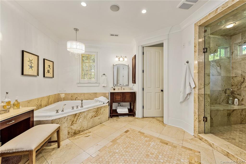 The Peninsula - Residential