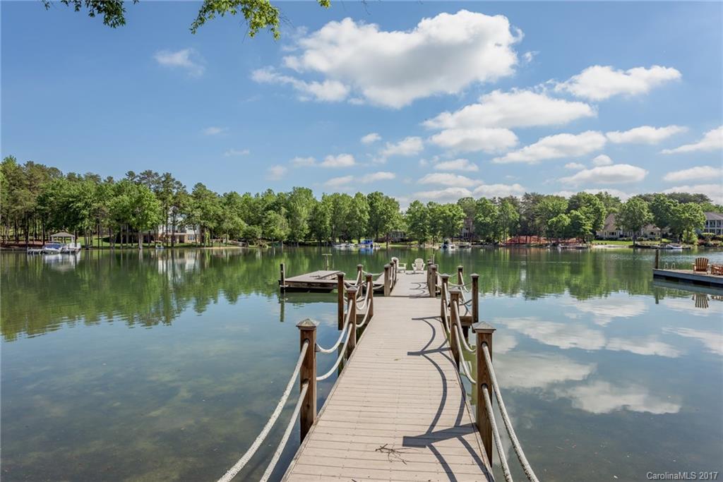 The Peninsula - Residential