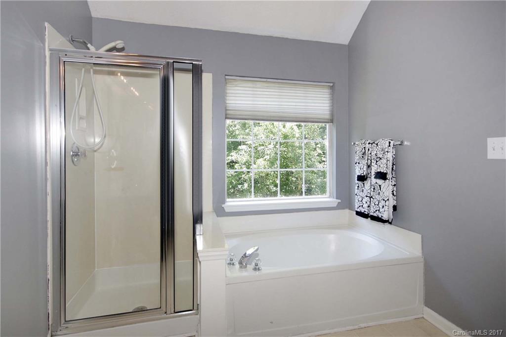 Harris Pointe - Residential