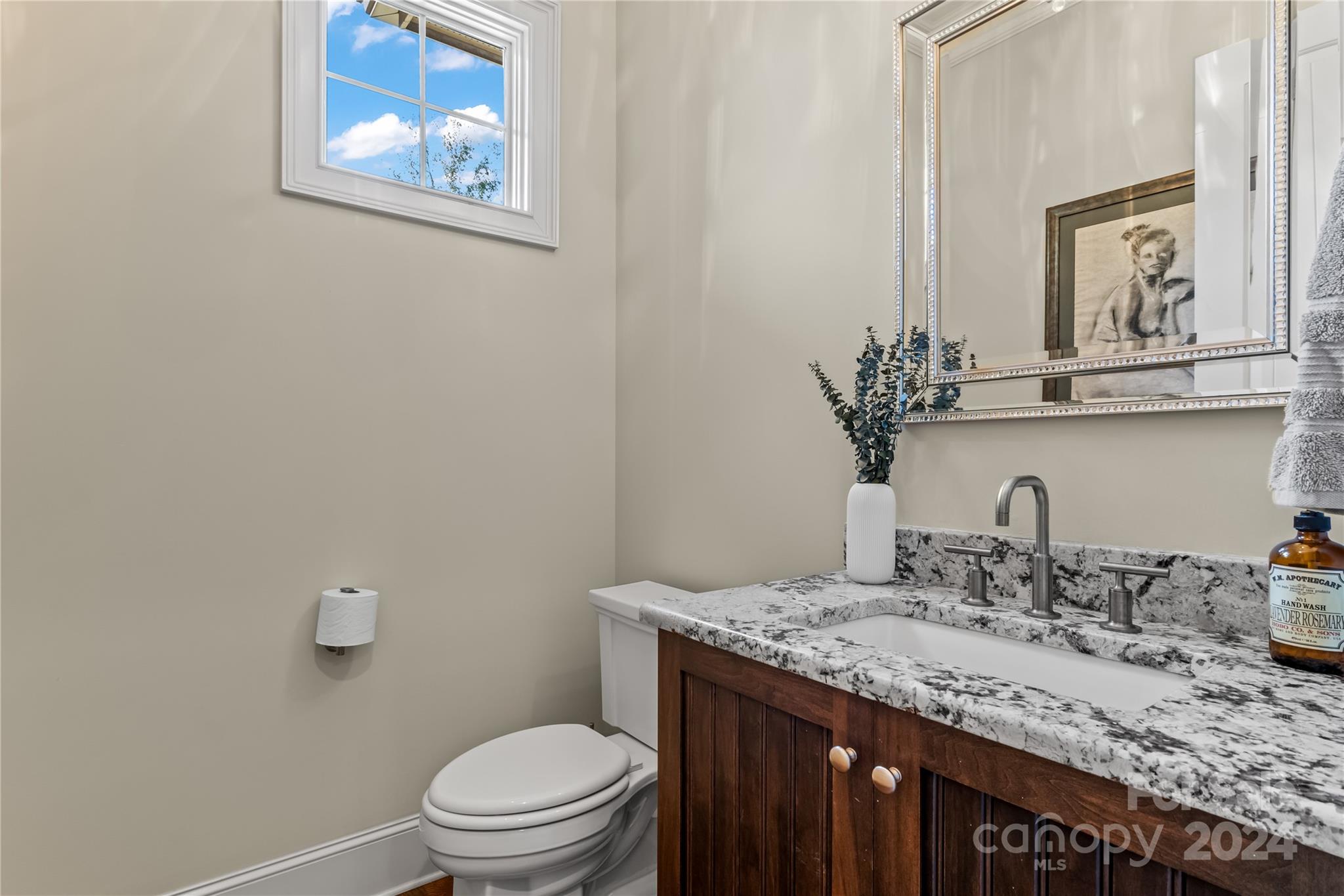 Victoria Lake - Residential