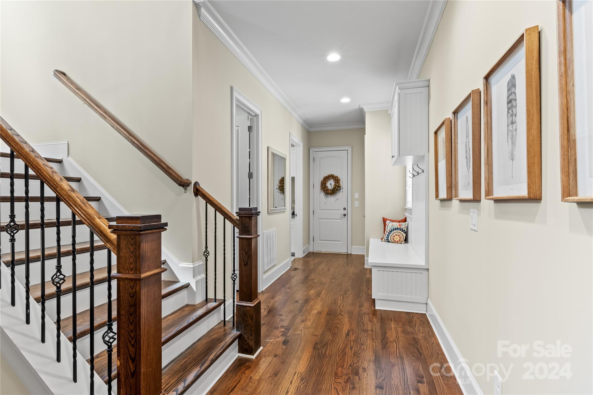 Victoria Lake - Residential