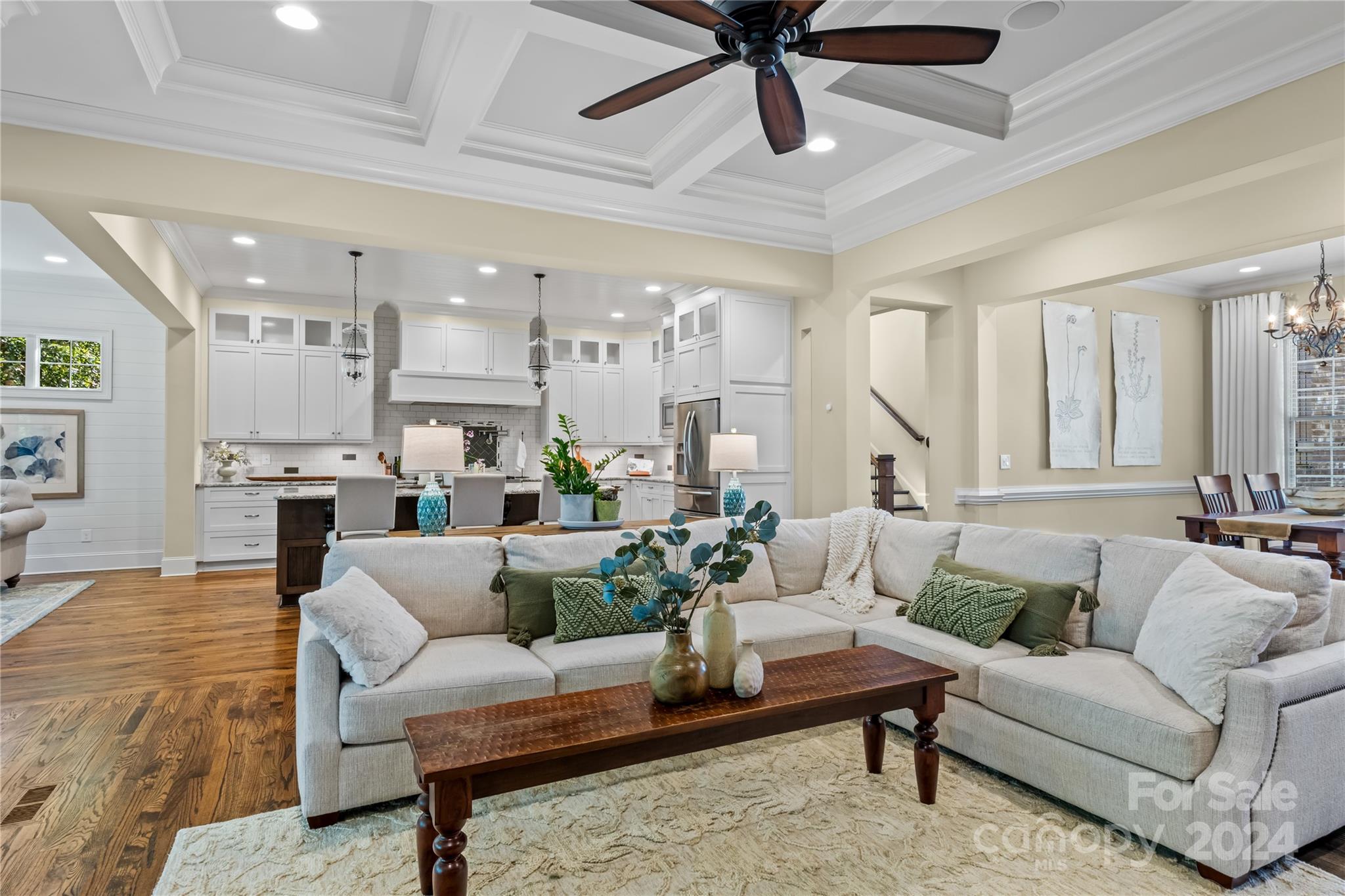 Victoria Lake - Residential