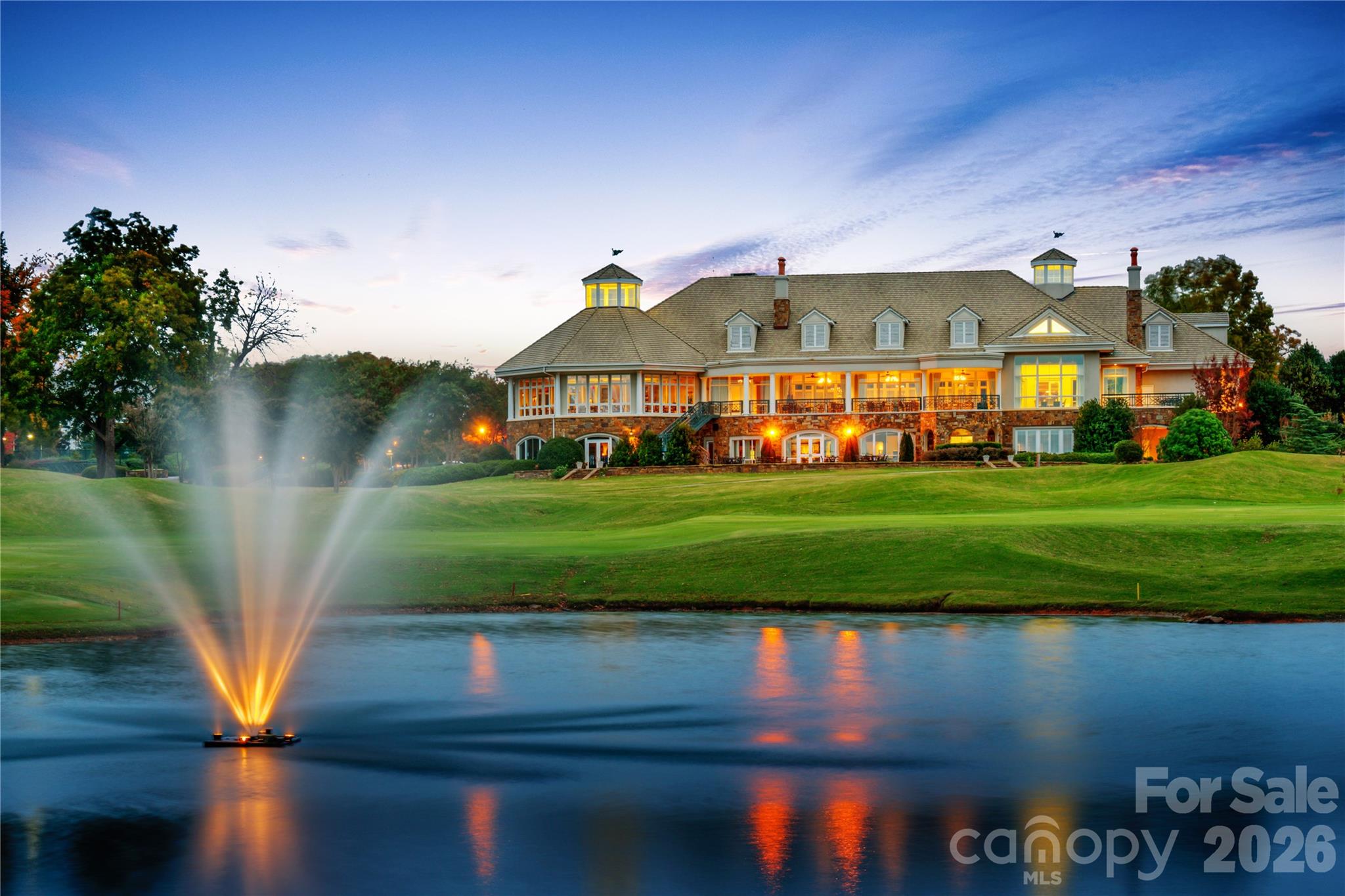 The Peninsula - Residential