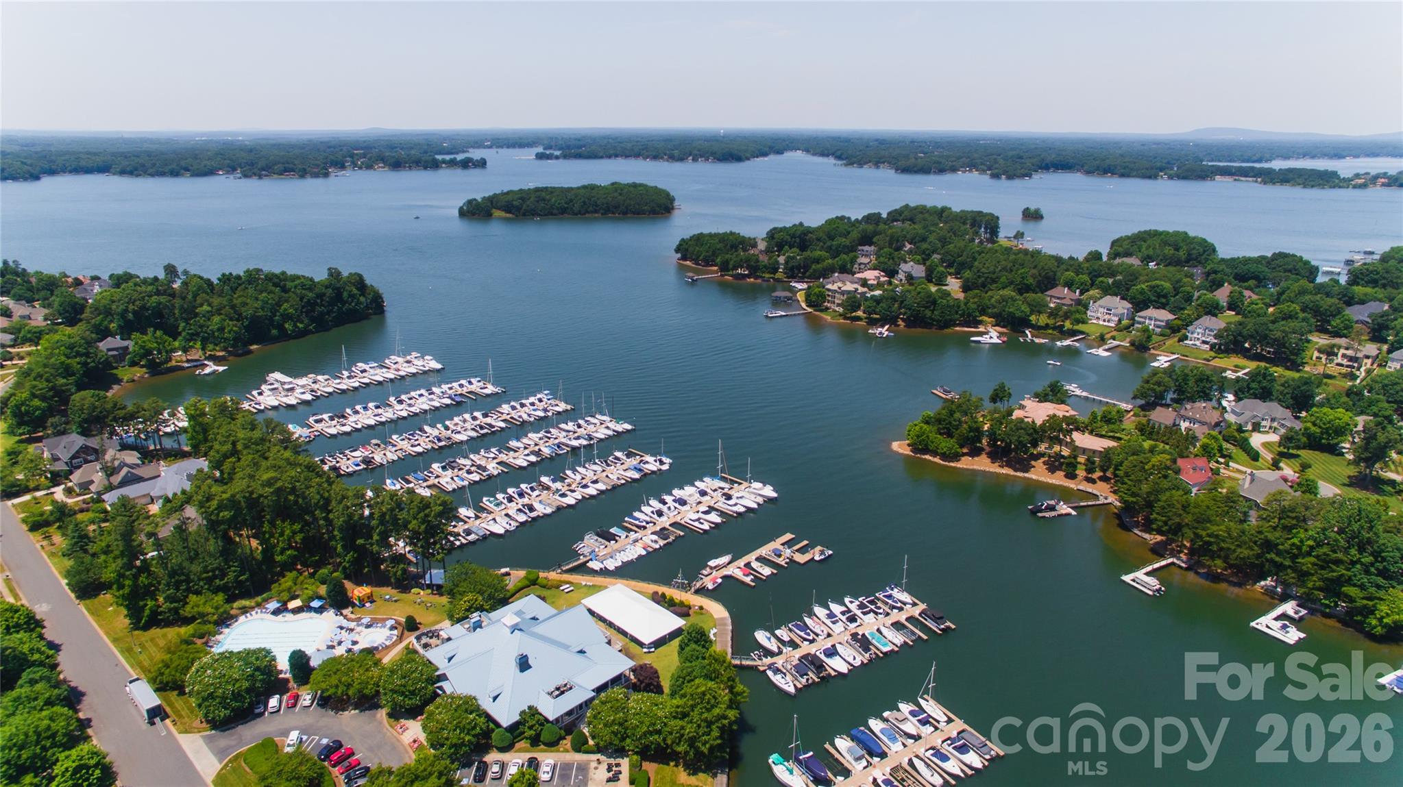 The Peninsula - Residential