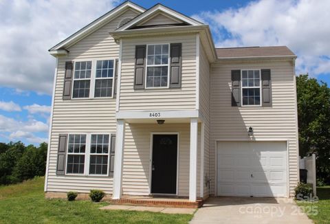 8403 Spirea Court Charlotte NC 28215