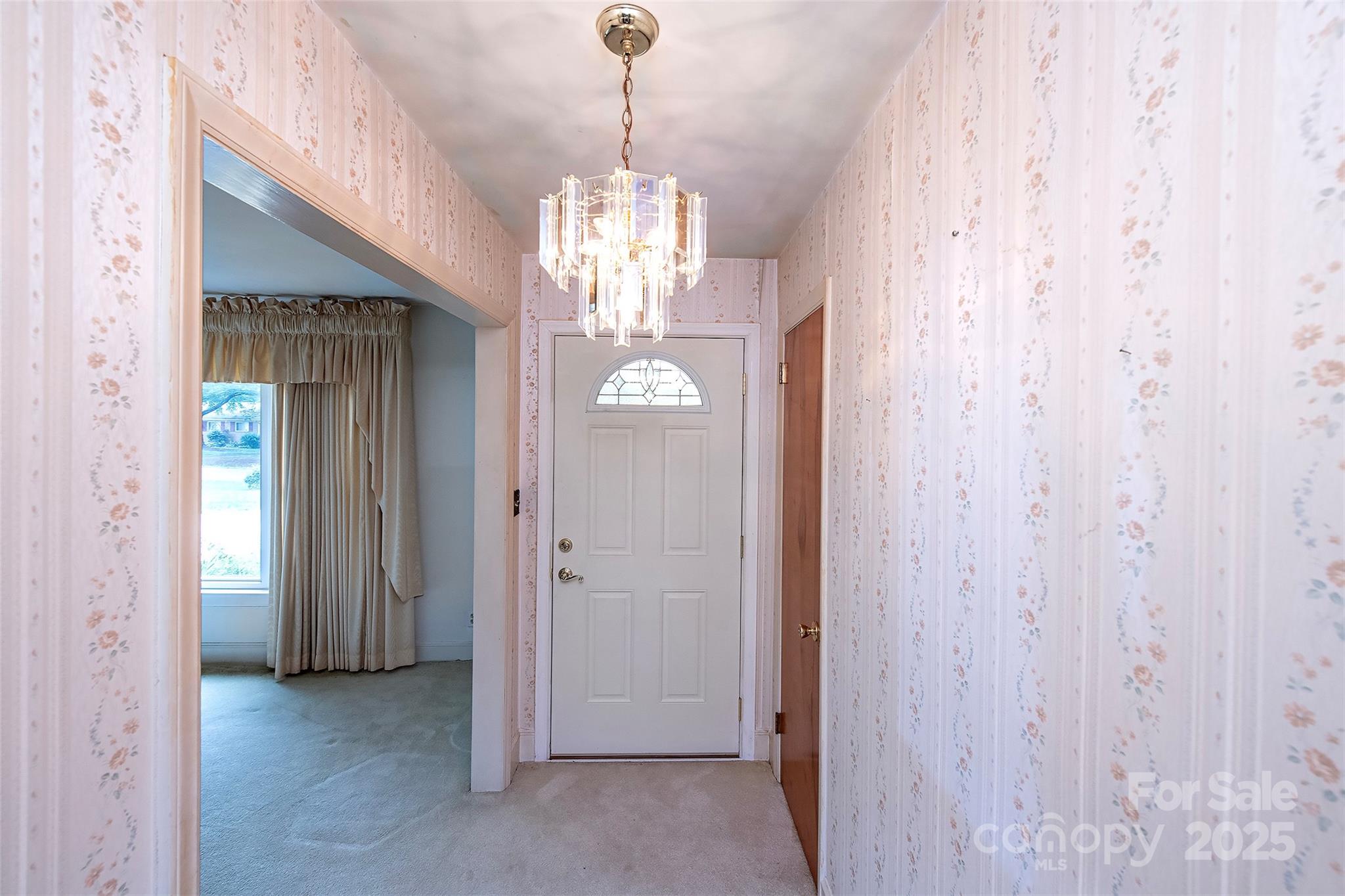 1216 Manchester Lane