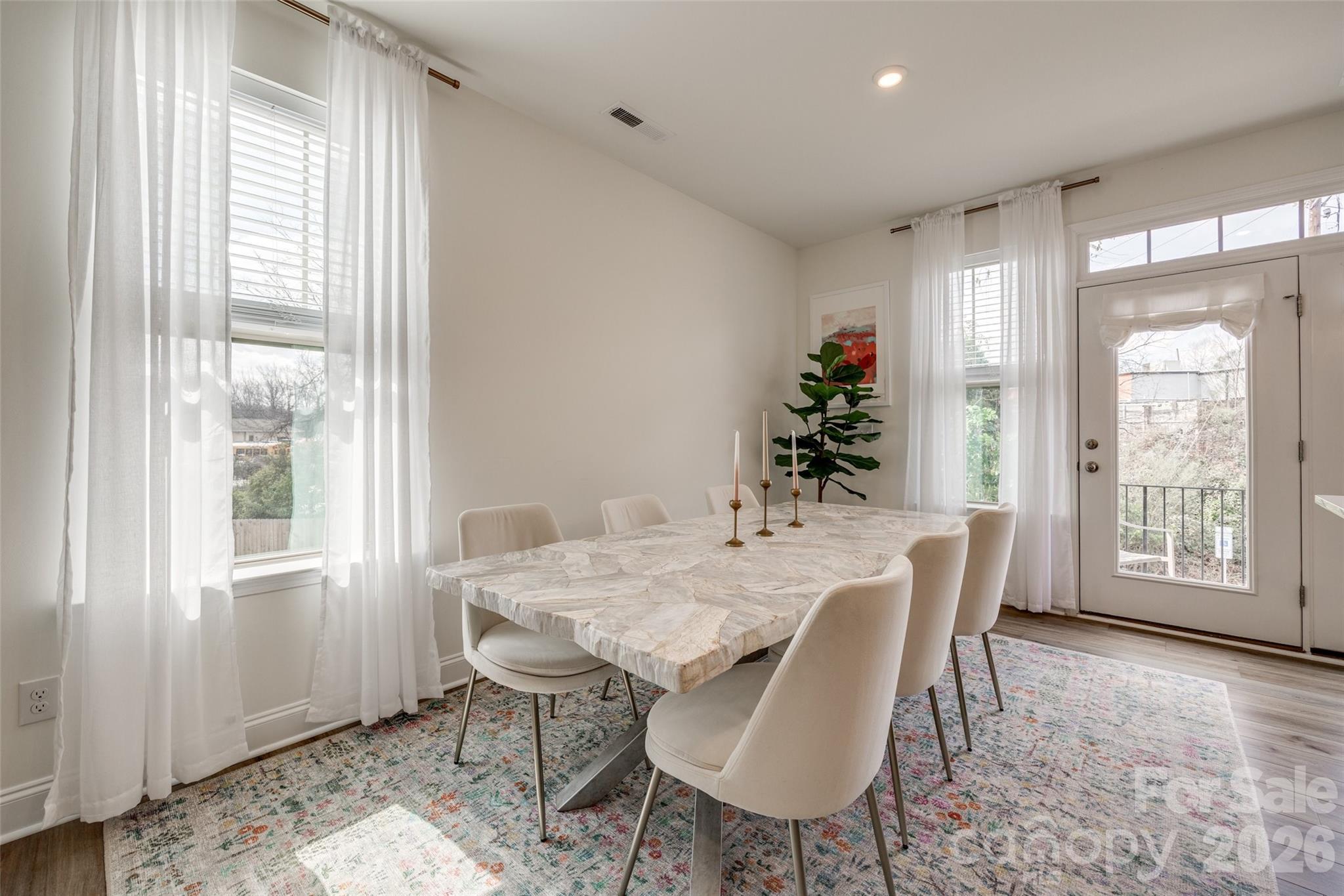 The Towns at Greenway - Residential