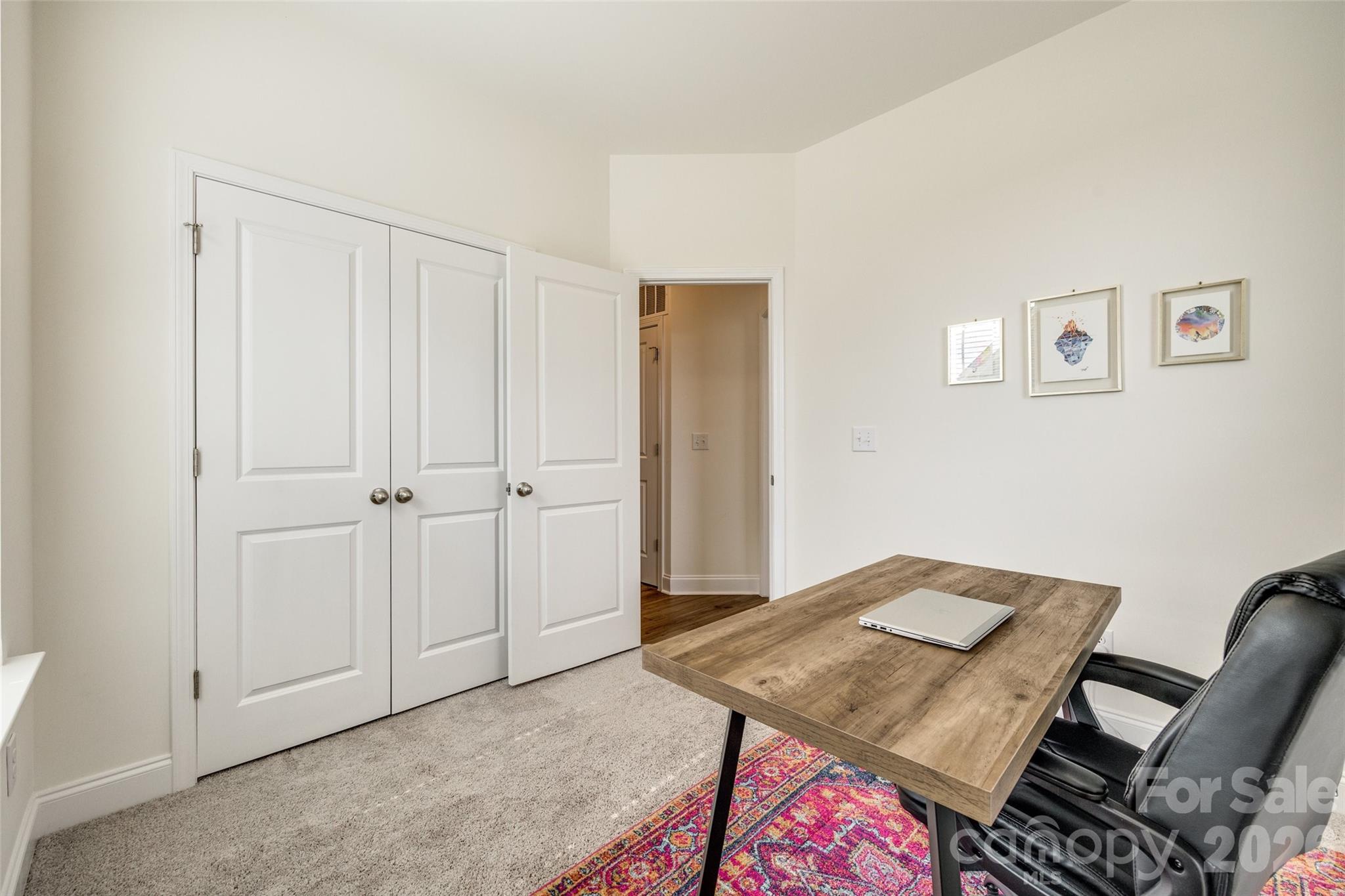 The Towns at Greenway - Residential