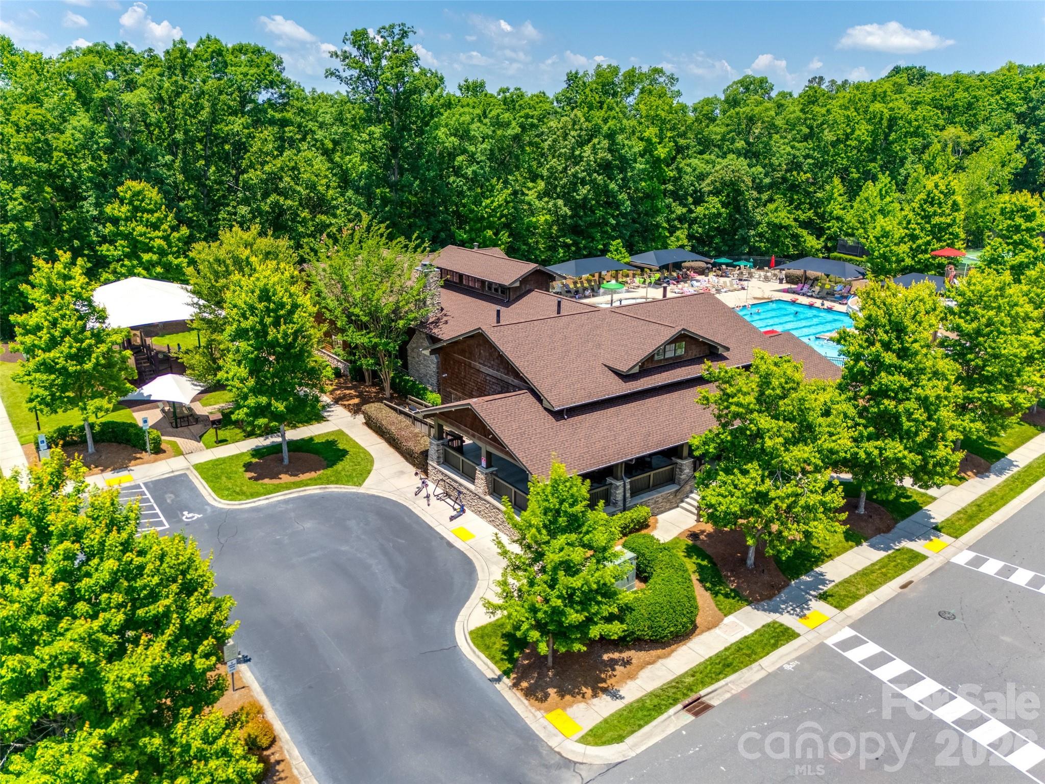 The Manors at Lake Ridge - Residential