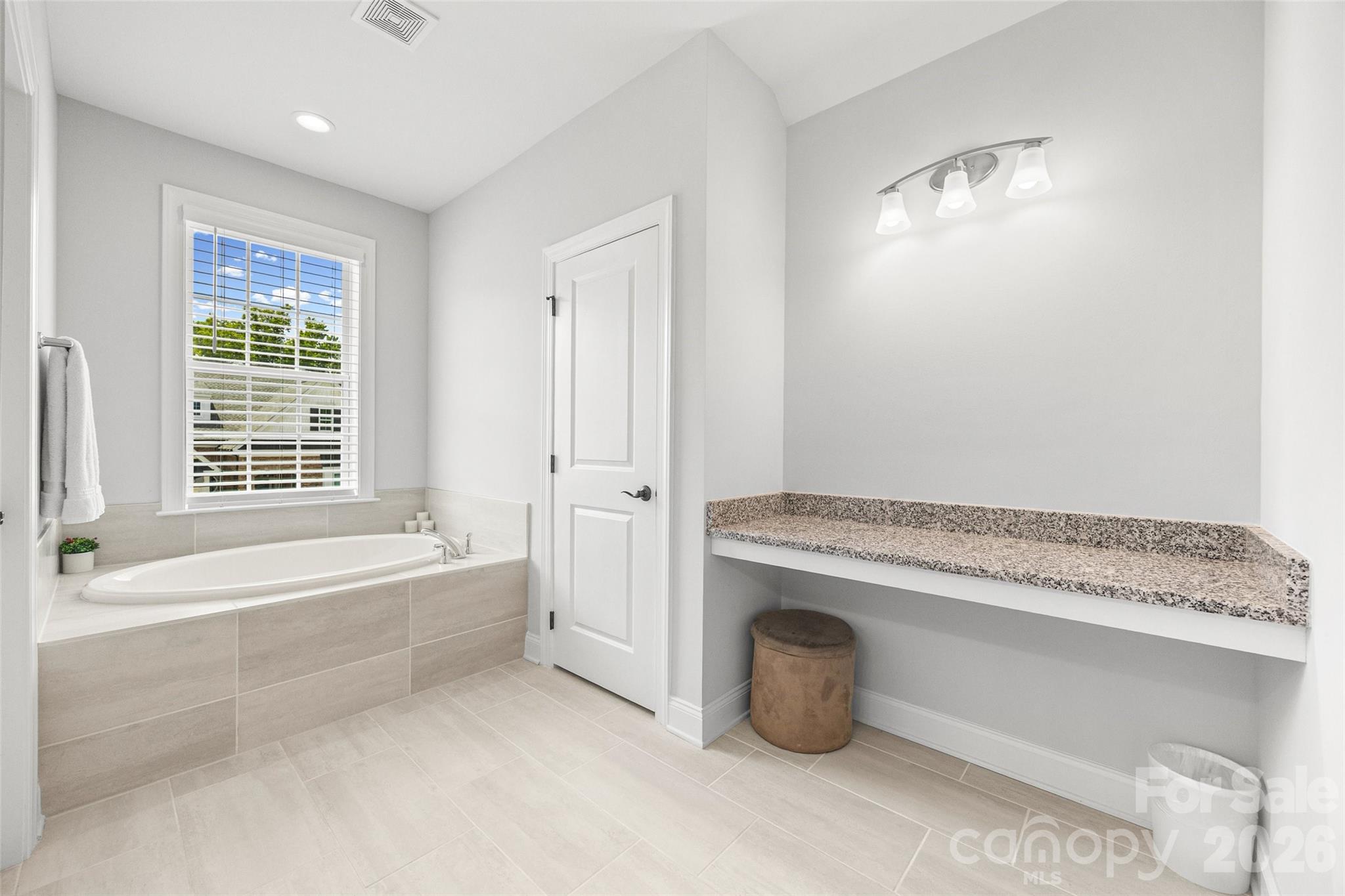 The Manors at Lake Ridge - Residential