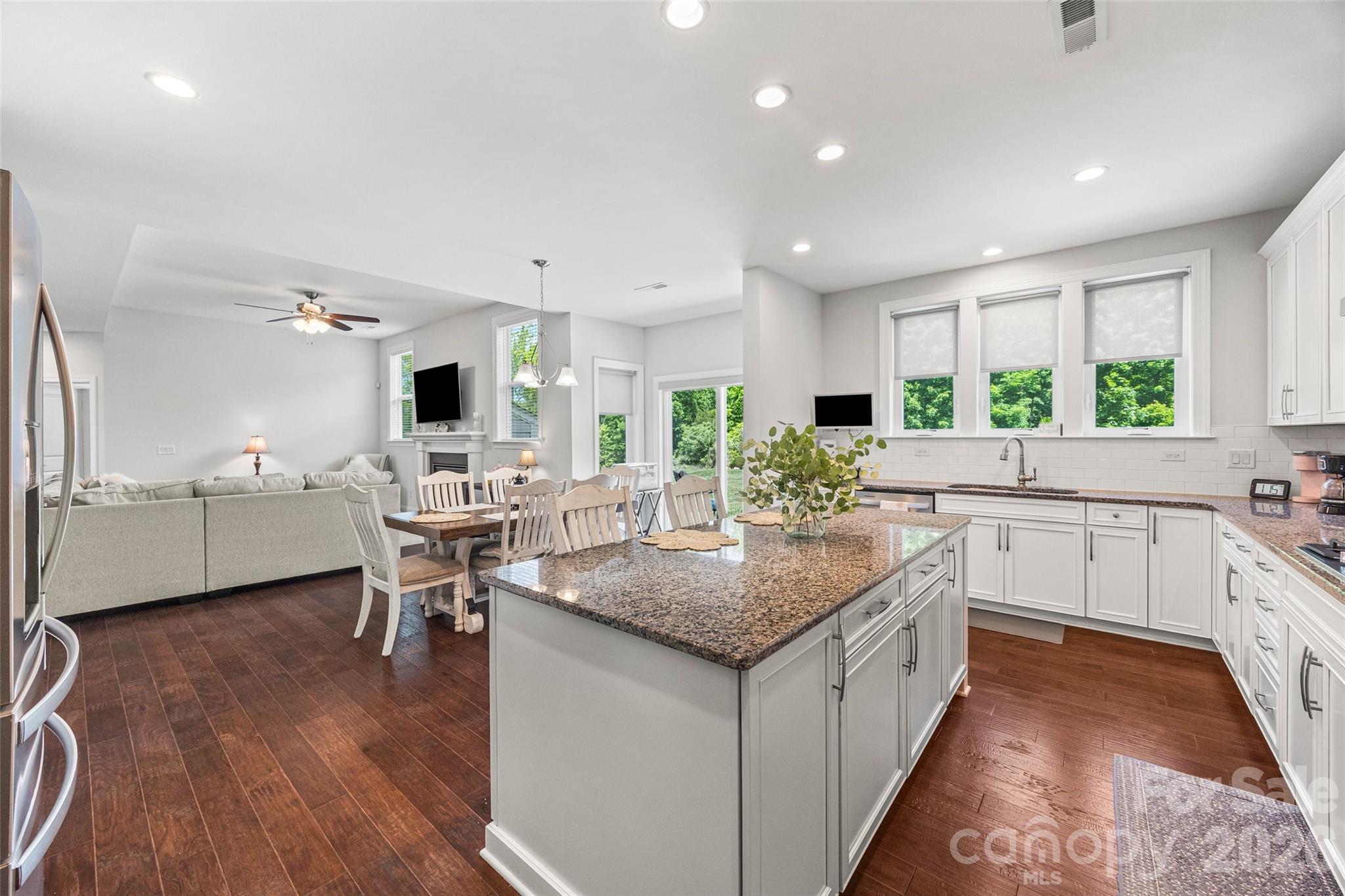 The Manors at Lake Ridge - Residential