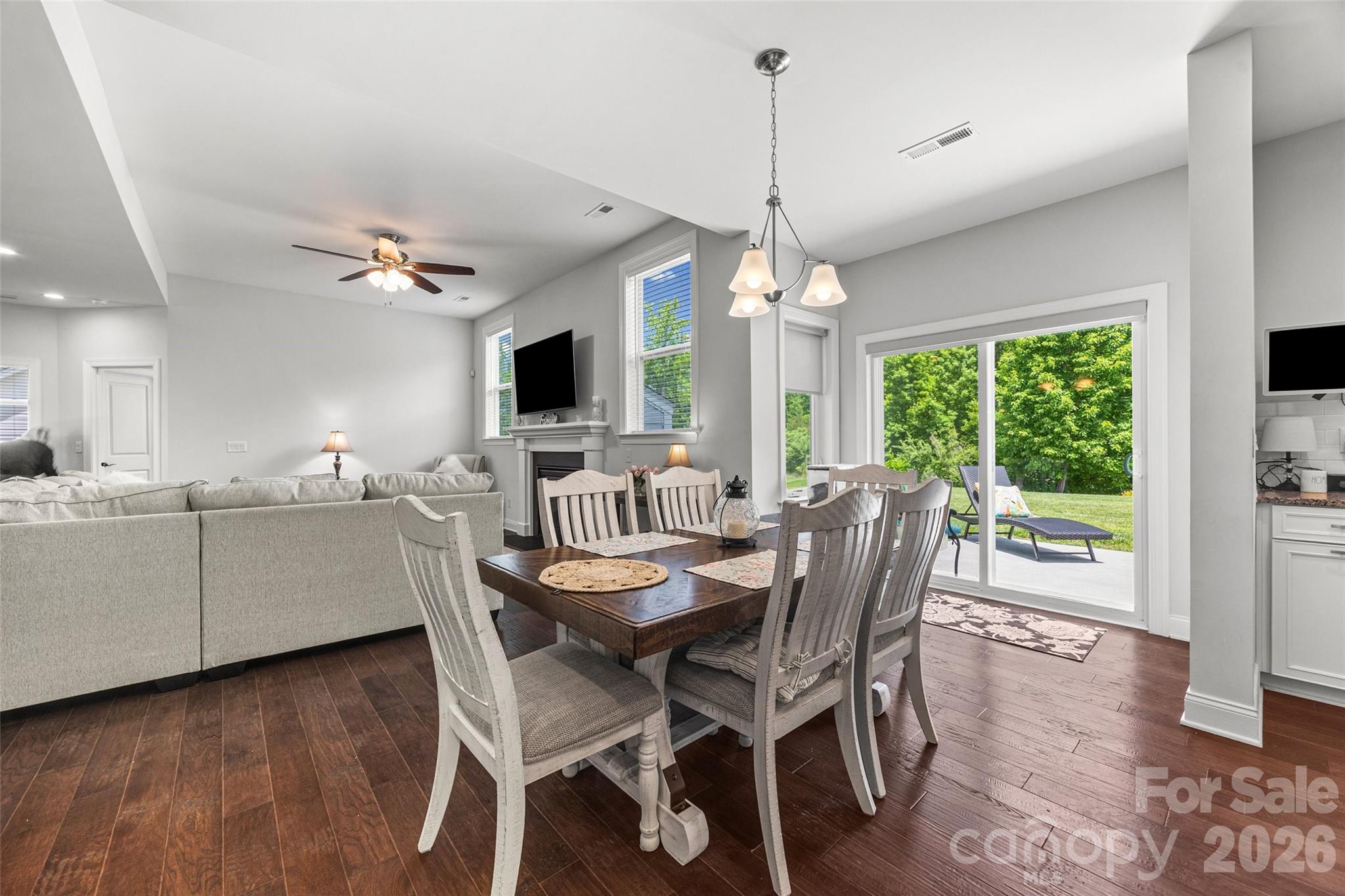 The Manors at Lake Ridge - Residential