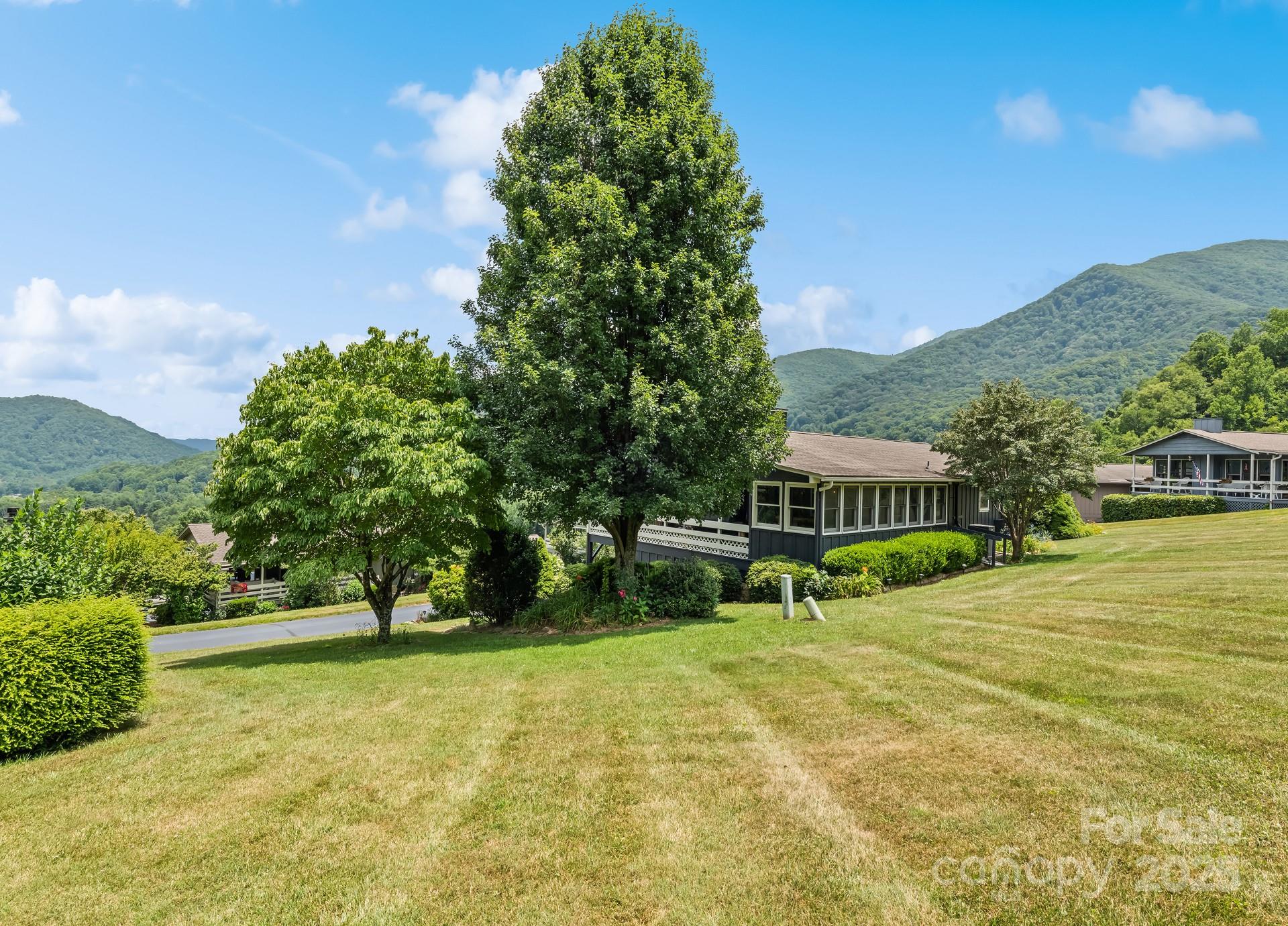30 Onyx Lane