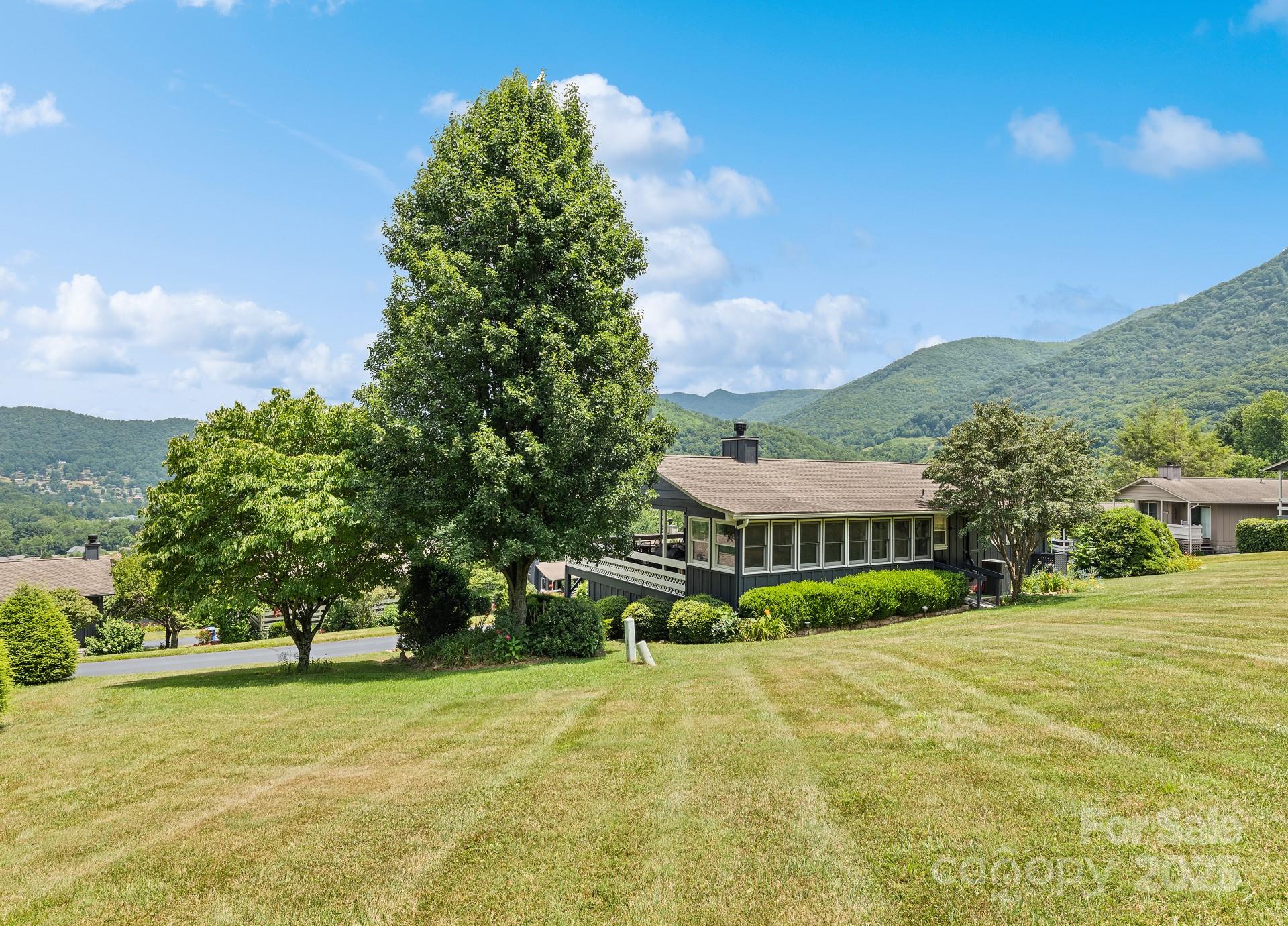 30 Onyx Lane