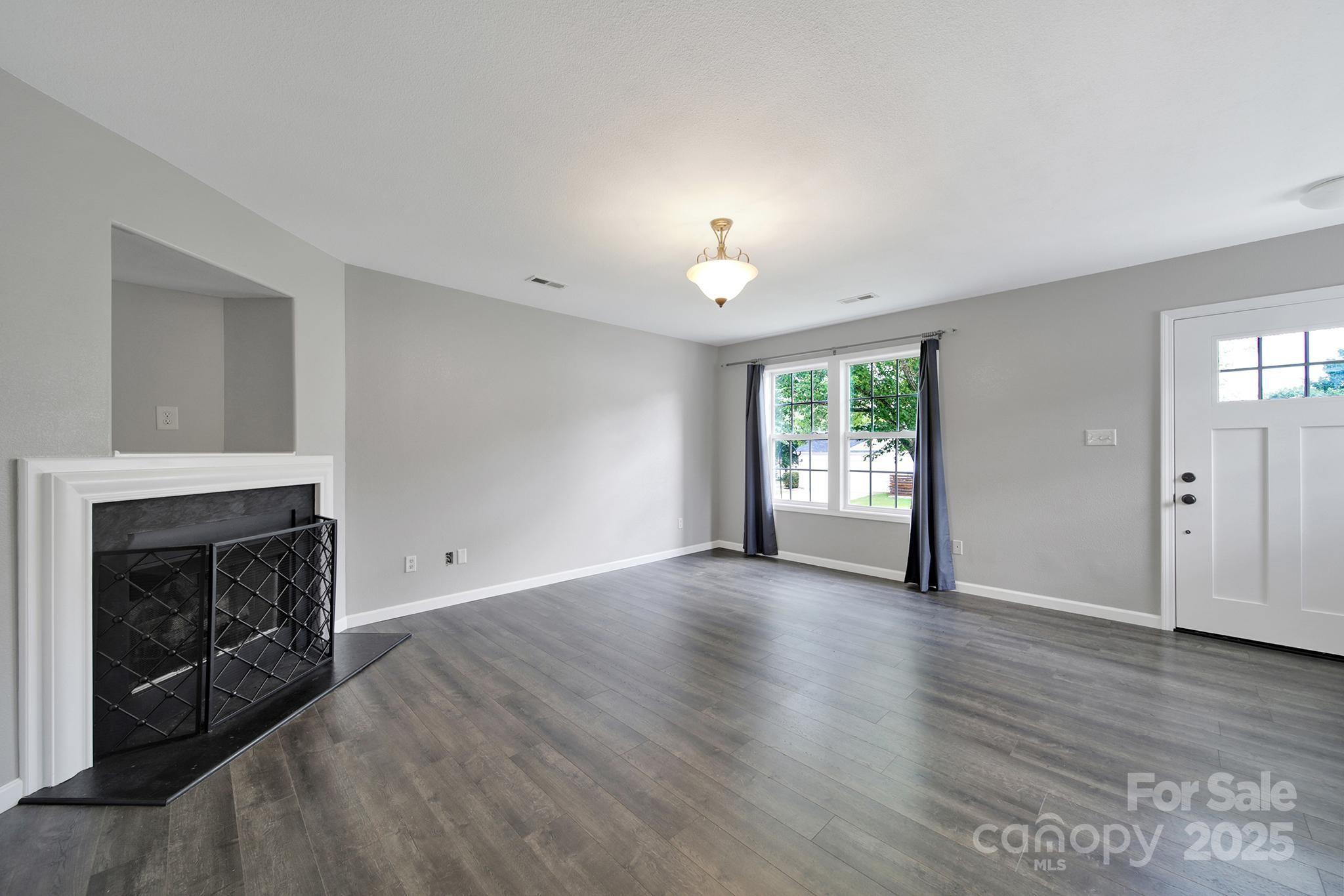 5876 Culloden Court