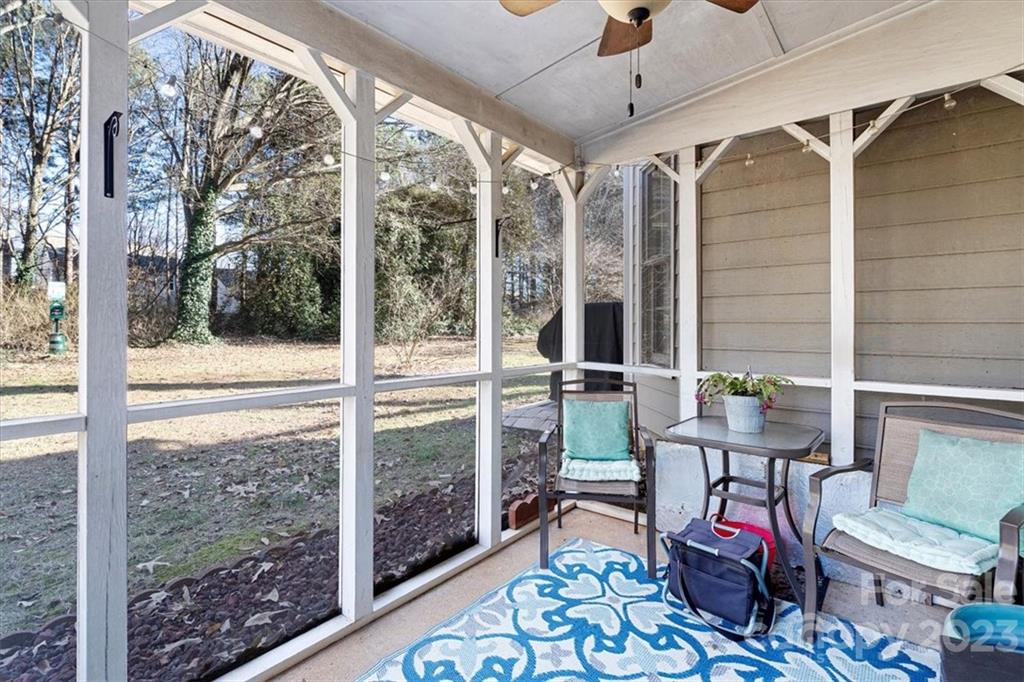 Davis Lake - Residential